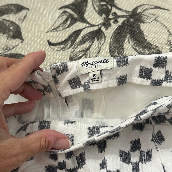 Madewell Geometric Print Shorts -Black White High Rise Lightweight Summer - Picture 4 of 8